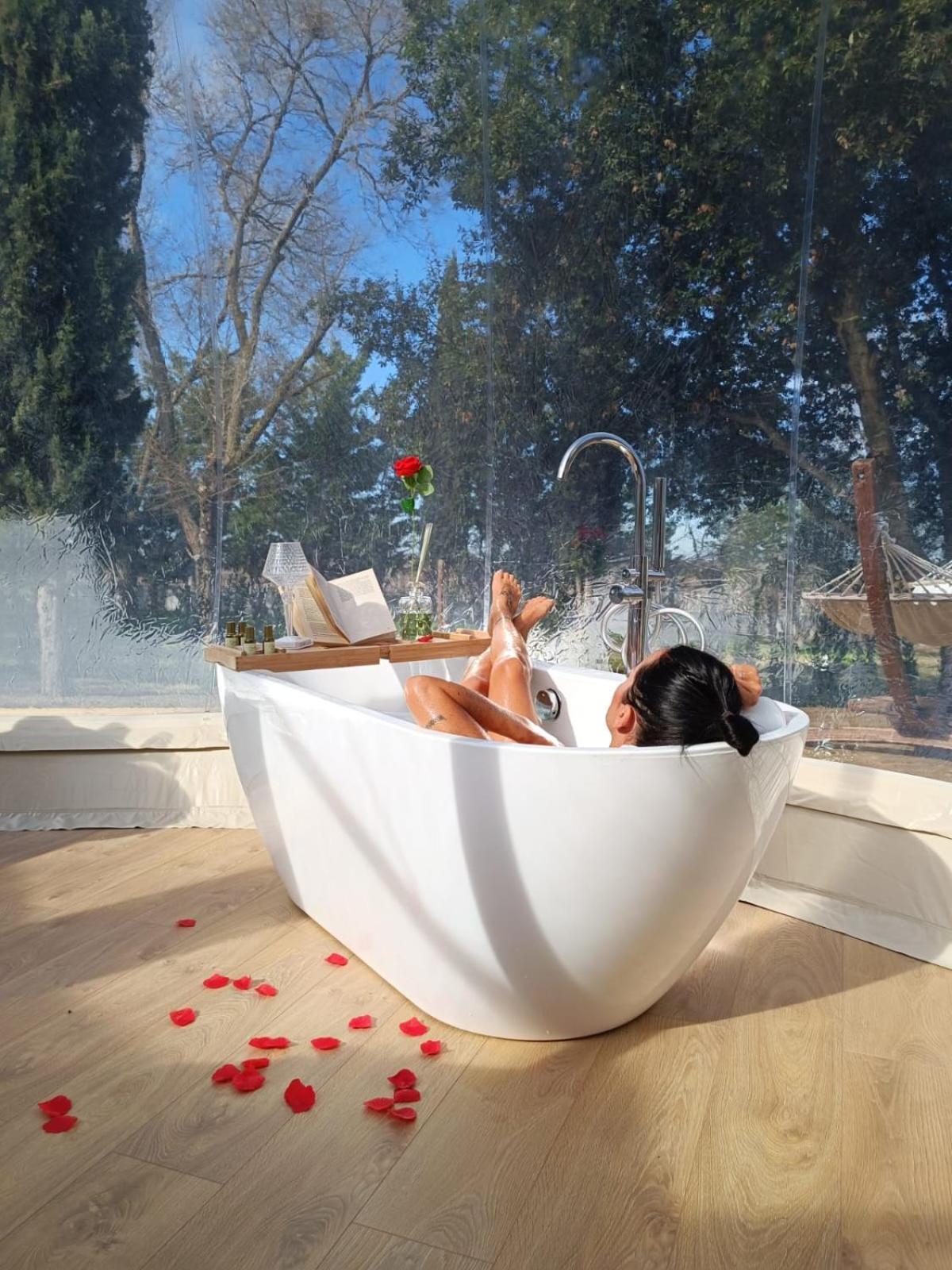 Bubble Room Puglia Villa Bautier Bubblenights Cerignola Exteriör bild